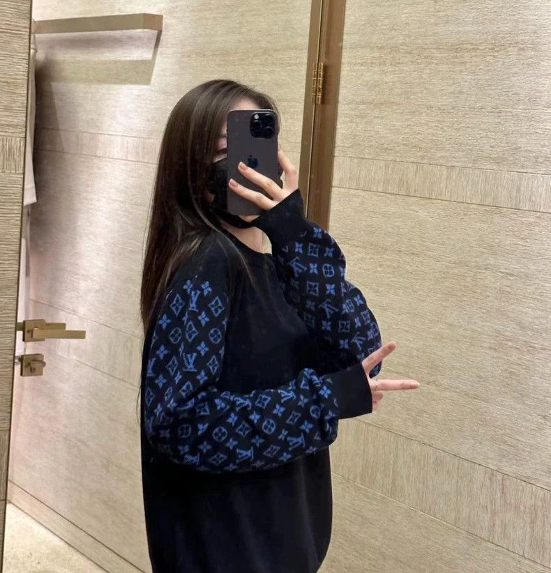 Louis Vuitton Louis Vuitton SS23 Logo Knit Sweater-yf Size US XL / EU 56 / 4 - 6 Thumbnail