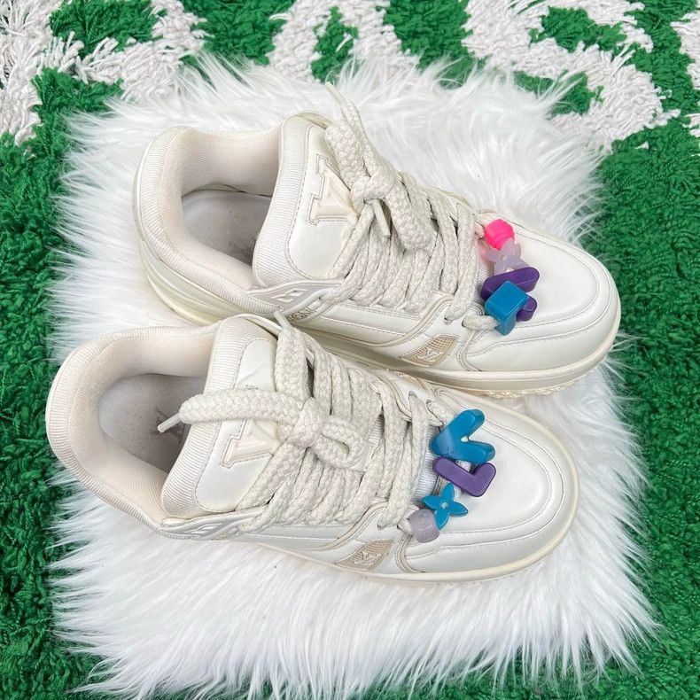 Louis Vuitton Louis Vuitton White Trainer Casual Sneakers-yf Size US 8.5 / EU 41-42 - 5 Thumbnail
