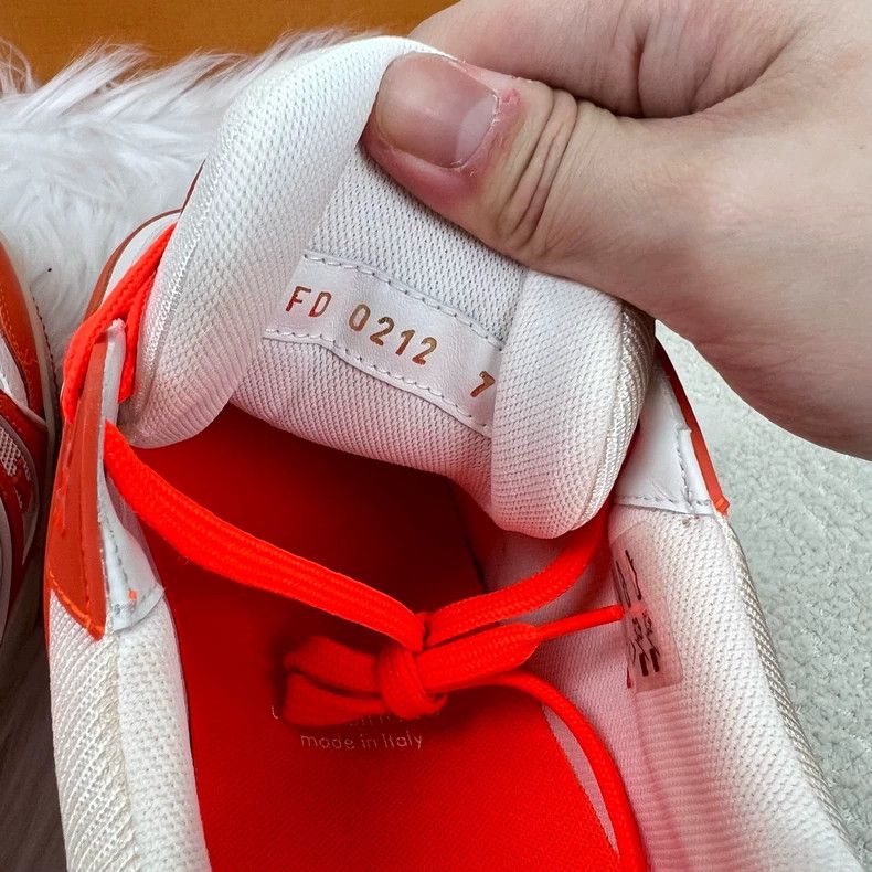 Louis Vuitton Louis Vuitton White Orange Trainer Sneakers-yf Size US 7 / EU 40 - 3 Thumbnail