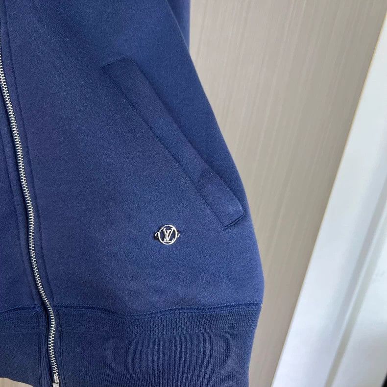 Louis Vuitton Louis Vuitton Hoodie with Small Logo-yf Size US XS / EU 42 / 0 - 3 Thumbnail