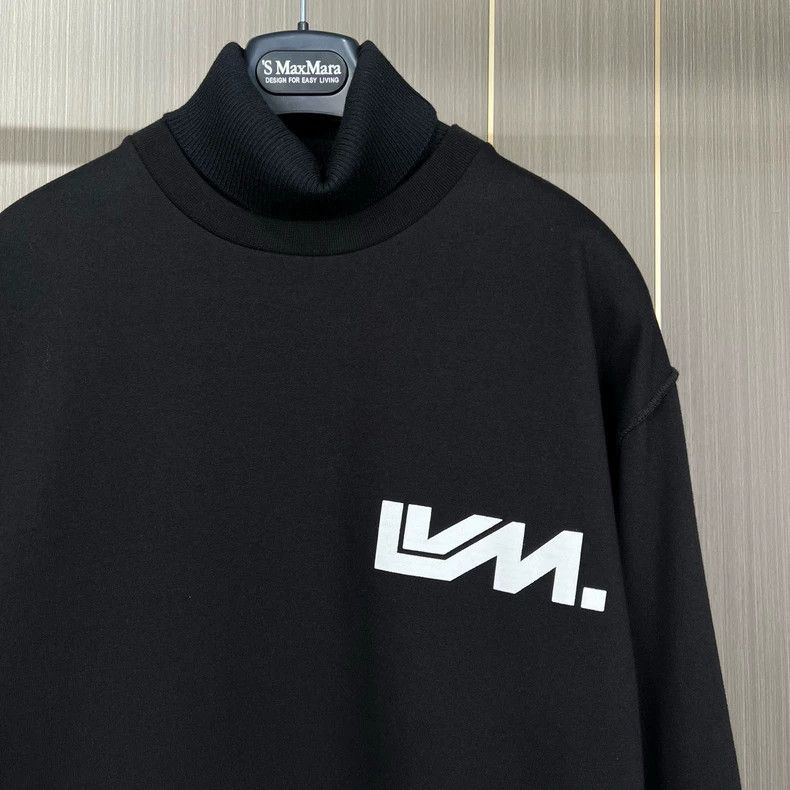 Louis Vuitton Louis Vuitton Printed Sweatshirt in Black-yf Size US S / EU 44-46 / 1 - 3 Thumbnail