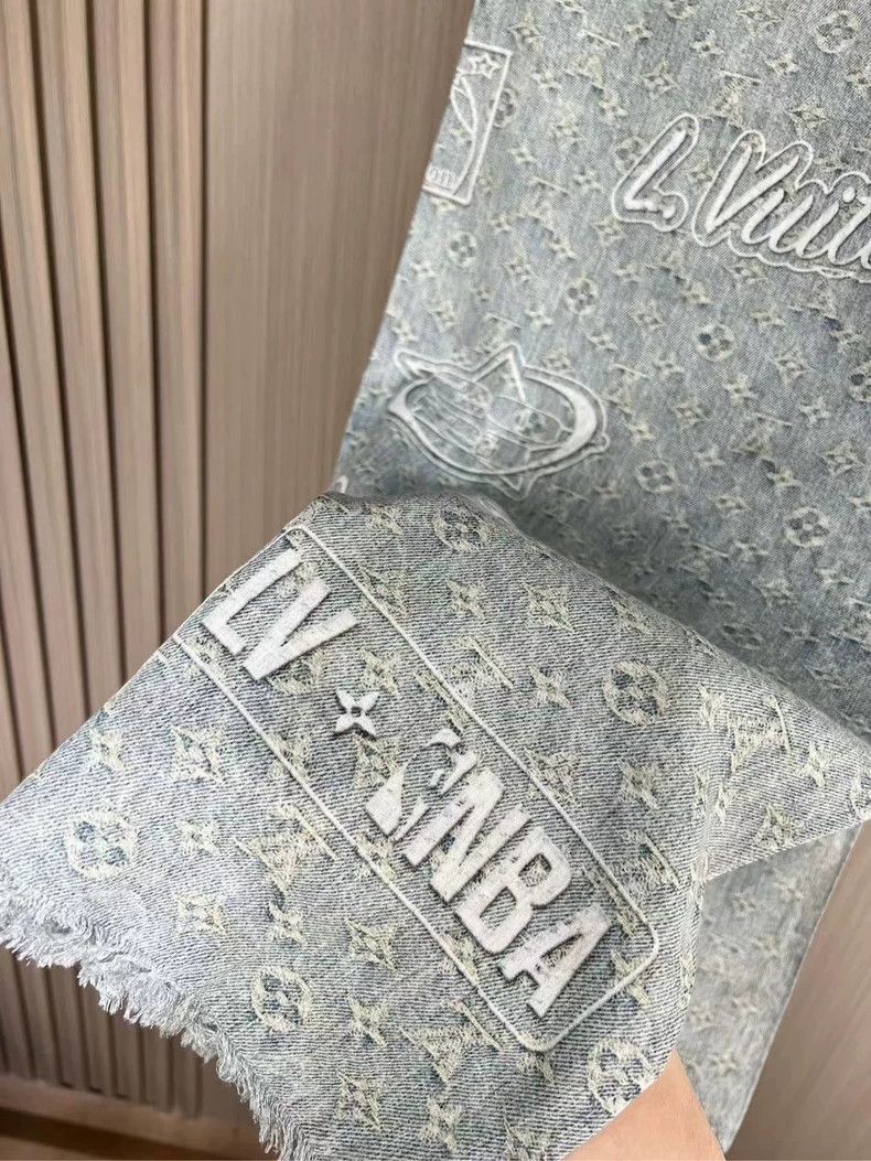 Louis Vuitton Louis Vuitton NBA Collaboration Scarf-yf Size ONE SIZE - 4 Thumbnail