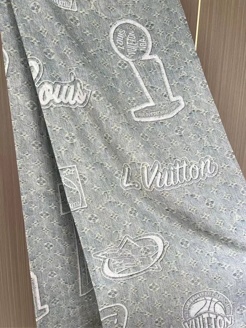 Louis Vuitton Louis Vuitton NBA Collaboration Scarf-yf Size ONE SIZE - 3 Thumbnail