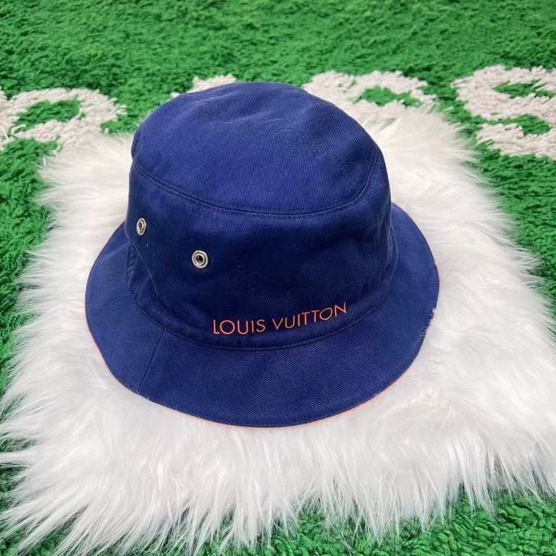 Louis Vuitton Louis Vuitton Reversible Logo Fisherman Hat-yf Size ONE SIZE - 5 Thumbnail
