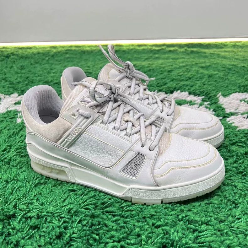 Louis Vuitton Louis Vuitton White Trainer Sneakers Size 8-yf Size US 8 / EU 41 - 4 Thumbnail
