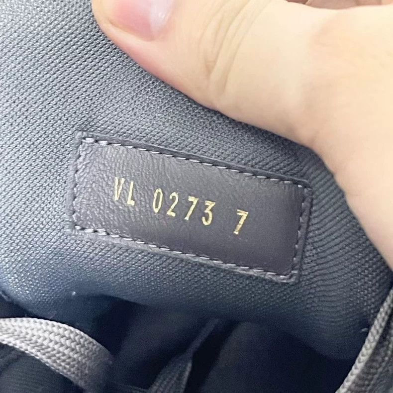 Louis Vuitton New Louis Vuitton Gray Sneakers Size 41-yf Size US 9.5 / EU 42-43 - 5 Thumbnail