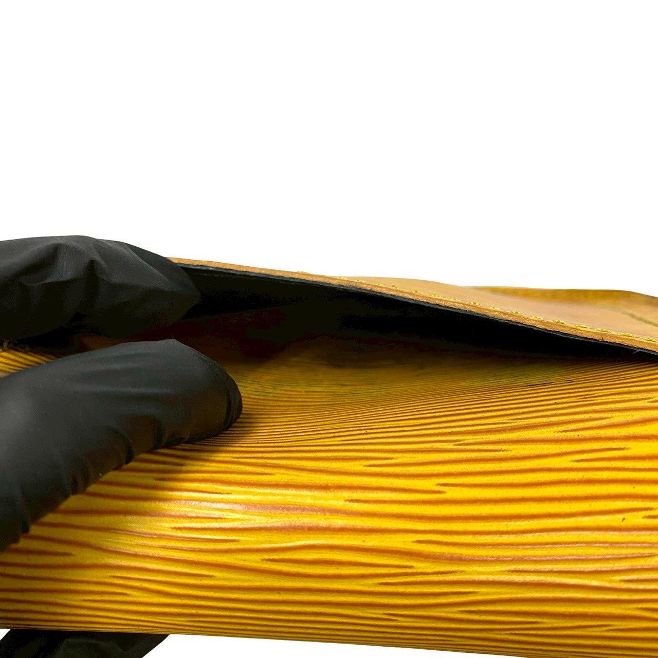 Louis Vuitton Louis Vuitton Shoulder Bag Yellow Leather Size ONE SIZE - 11 Thumbnail