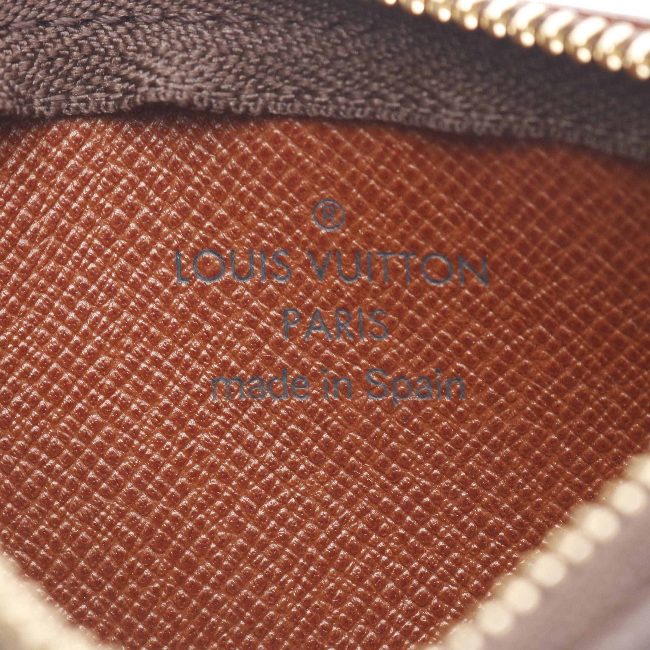 Louis Vuitton Louis Vuitton Pochette Cle Monogram Coin Purse Brown With Key Ring Size ONE SIZE - 4 Thumbnail