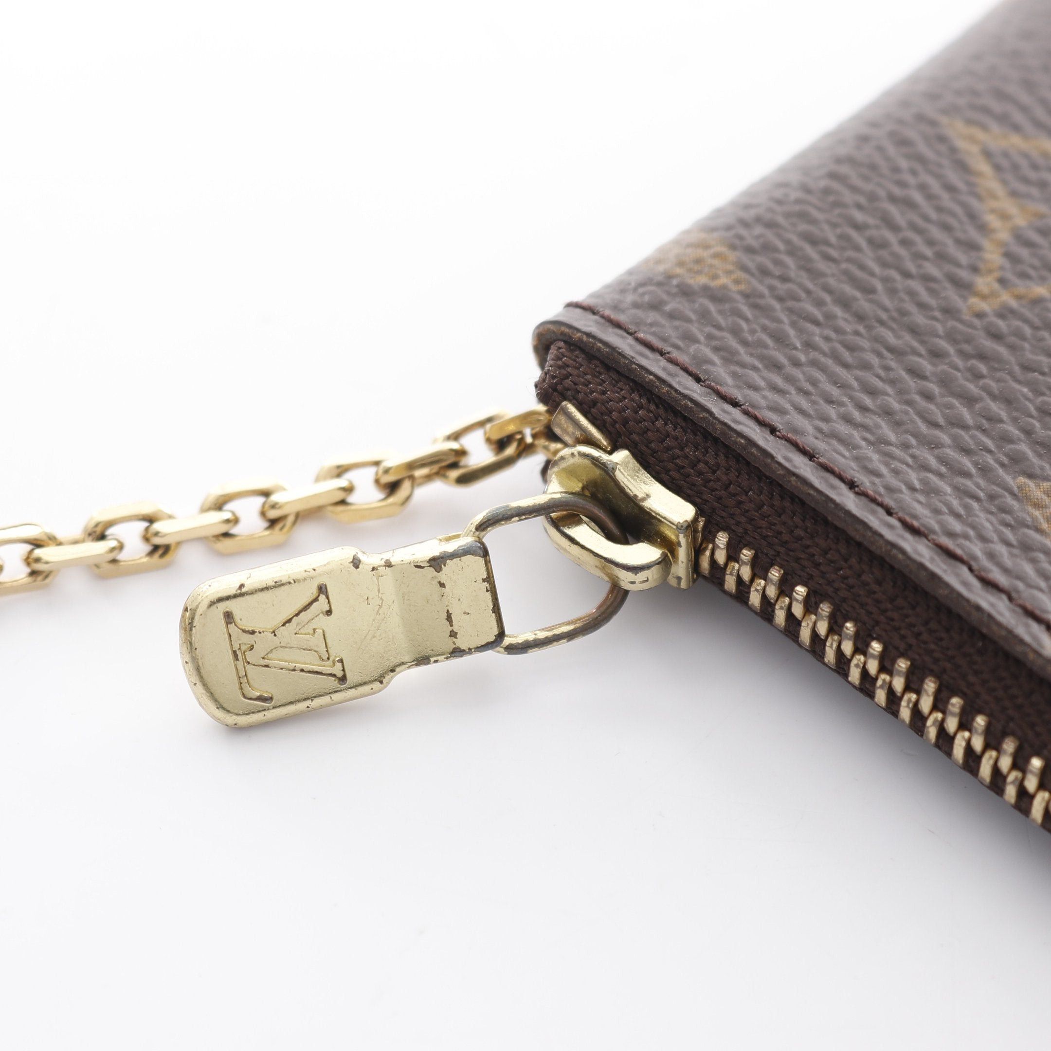 Louis Vuitton Louis Vuitton Pochette Cle Monogram Coin Purse Brown With Key Ring Size ONE SIZE - 6 Thumbnail