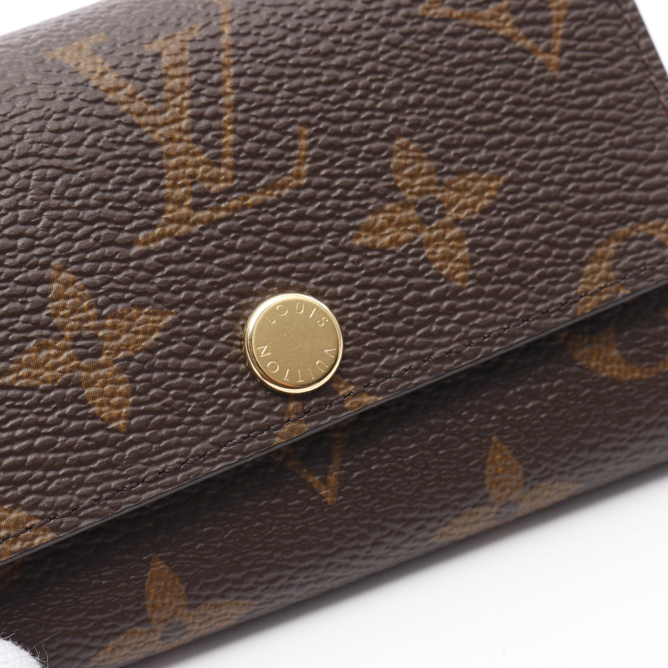 Louis Vuitton Louis Vuitton Multicle 6 Monogram Key Case Brown Size ONE SIZE - 6 Thumbnail