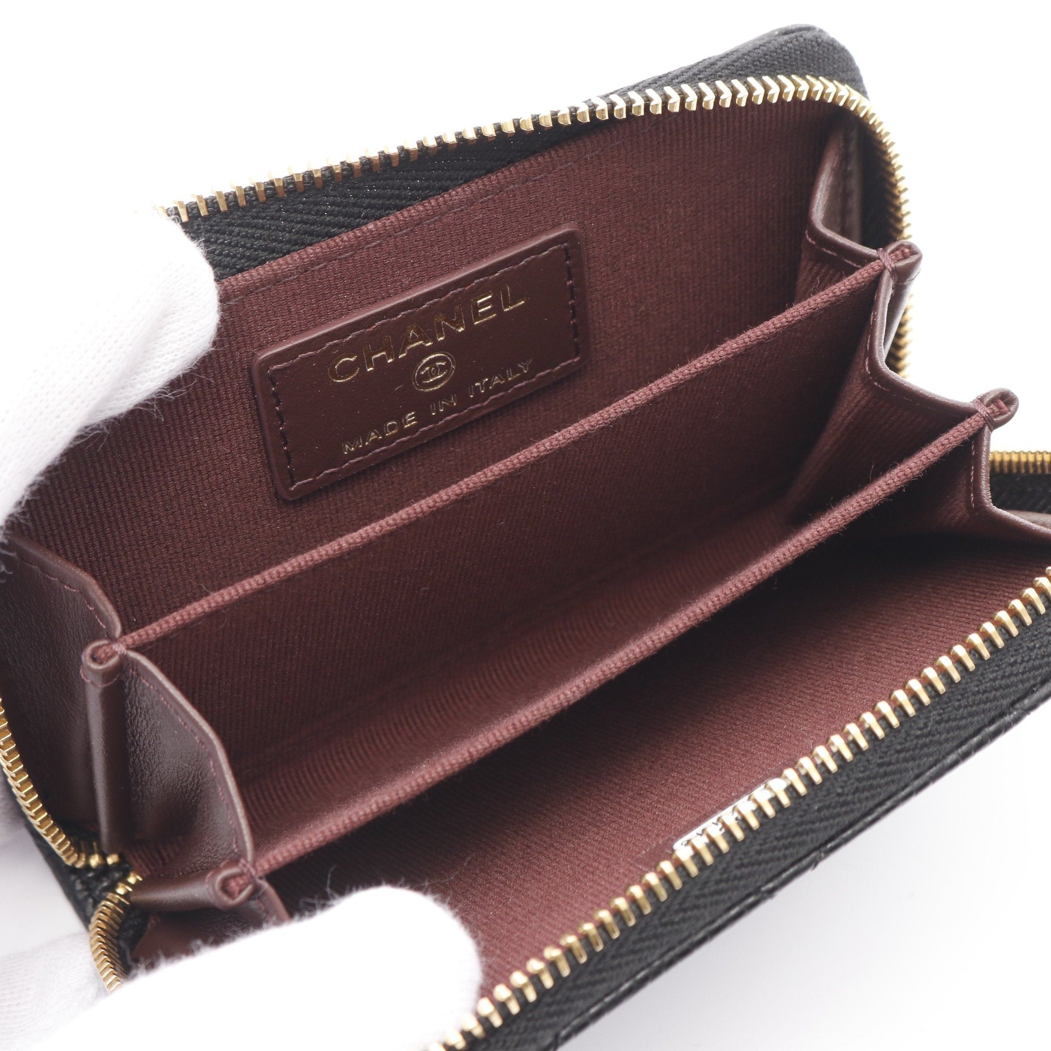 Chanel Chanel Classic Zip Coin Purse Matelasse Caviar Skin Black Gold Hardware Size ONE SIZE - 3 Thumbnail
