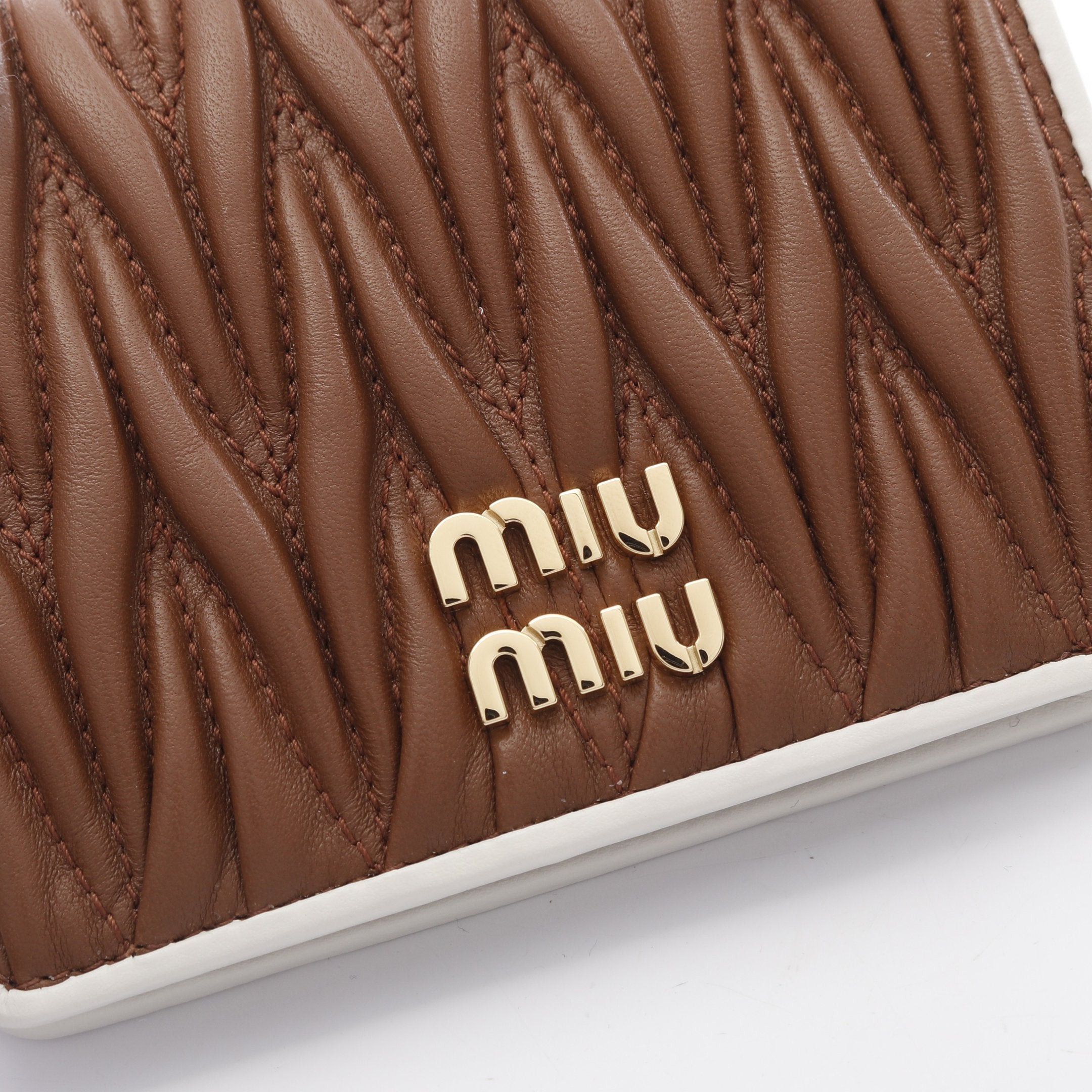 Miu Miu Miu Miu Matelasse Bi-Fold Wallet Leather Black White Size ONE SIZE - 7 Thumbnail