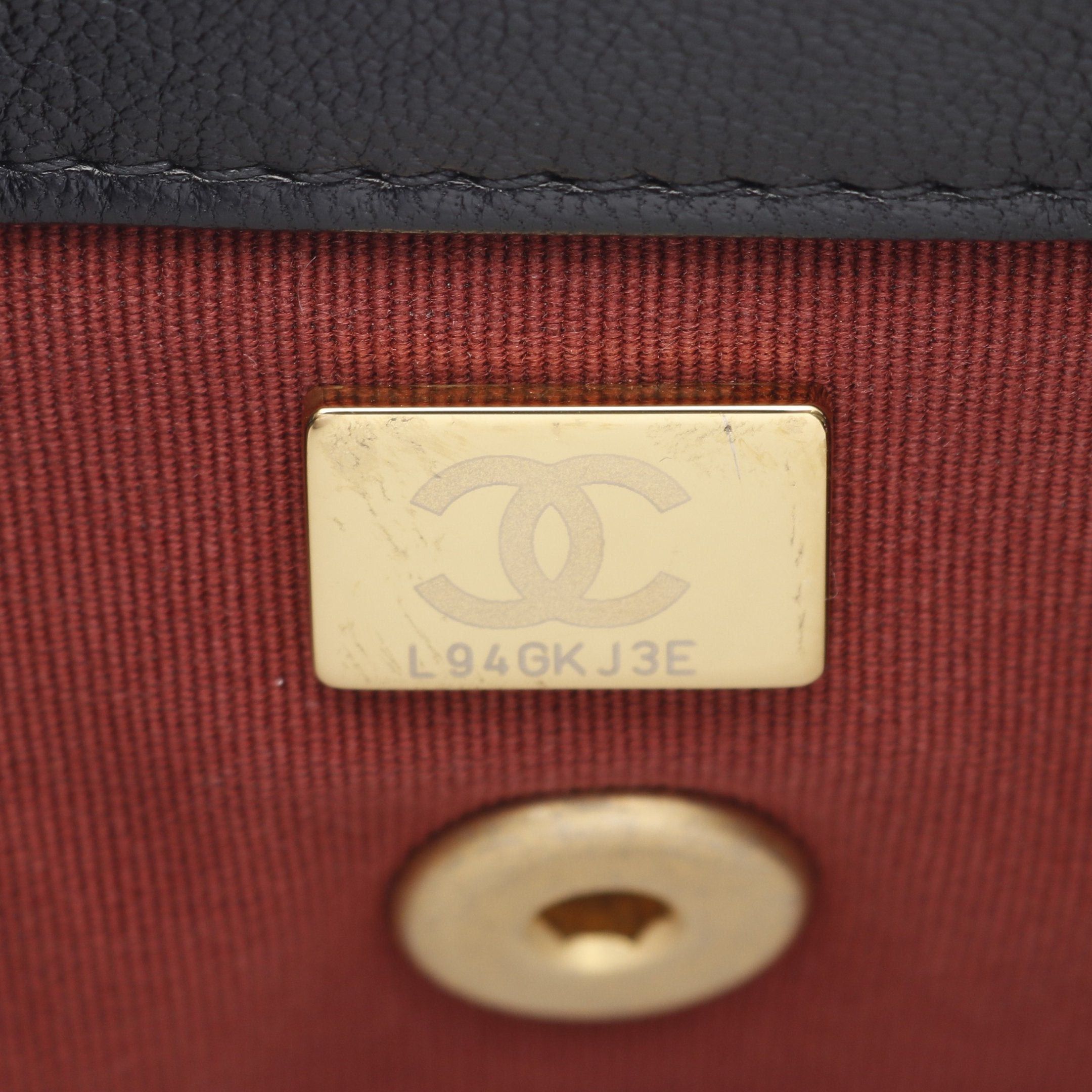 Chanel Chanel Matelasse Chain Shoulder Bag Lambskin Black Gold Hardware Size ONE SIZE - 5 Thumbnail
