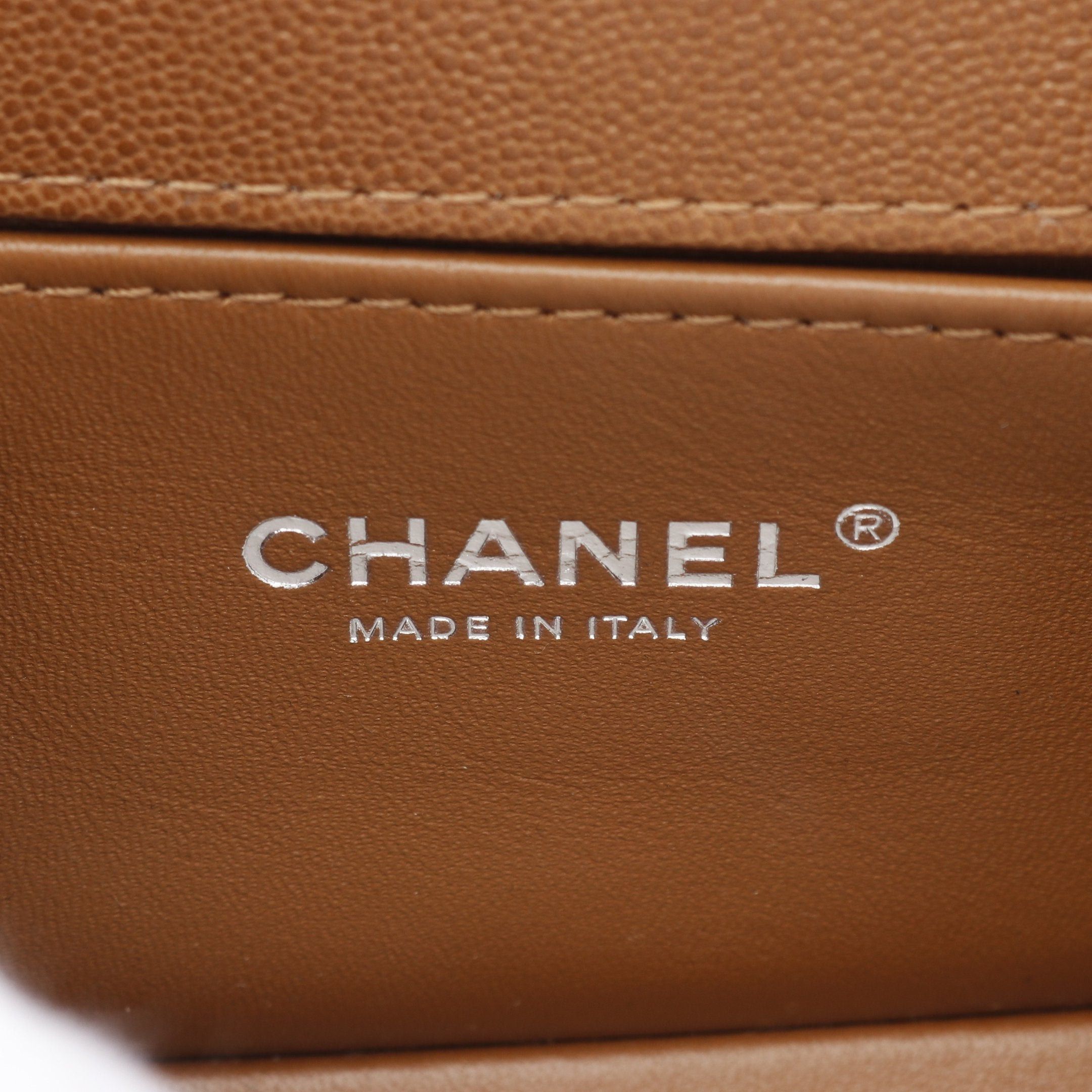 Chanel Chanel Boy Chanel Small Chain Shoulder Bag Caviar Skin Brown Silver Hardware Size ONE SIZE - 4 Thumbnail