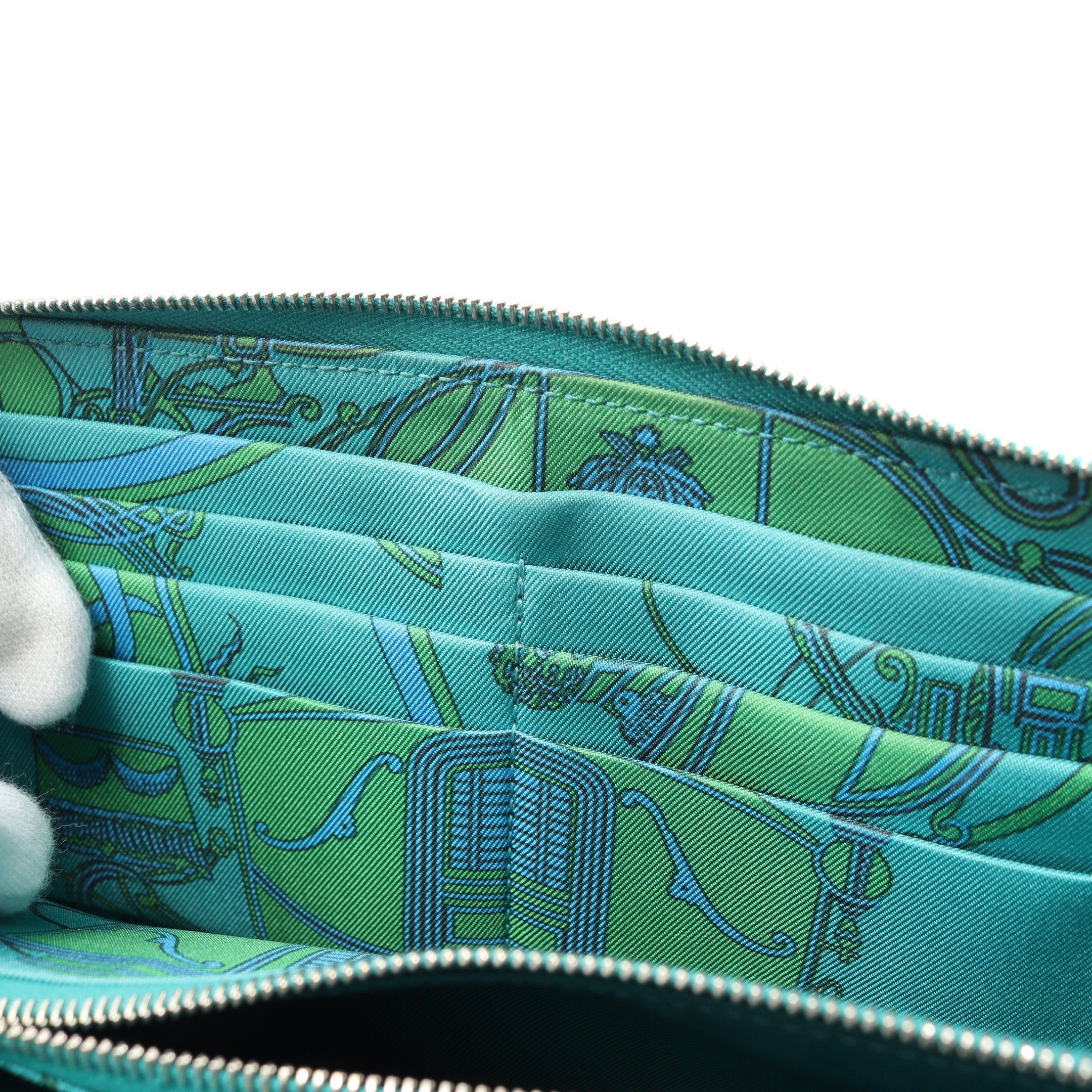 Hermes Hermes Azap Long Silk In Blue Paon Round Zipper Wallet Veau Epsom Emerald Green Silver Hardware X Stamp Size ONE SIZE - 7 Thumbnail