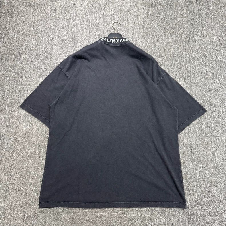 Balenciaga Balenciaga Short Sleeve Heart Print Shirt-yf Size US XS / EU 42 / 0 - 2 Thumbnail