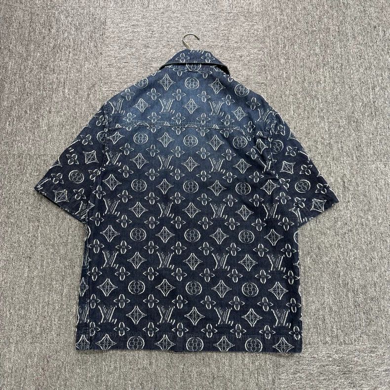 Louis Vuitton Louis Vuitton Denim Shirt with Monogram Print-yf Size US S / EU 44-46 / 1 - 2 Thumbnail