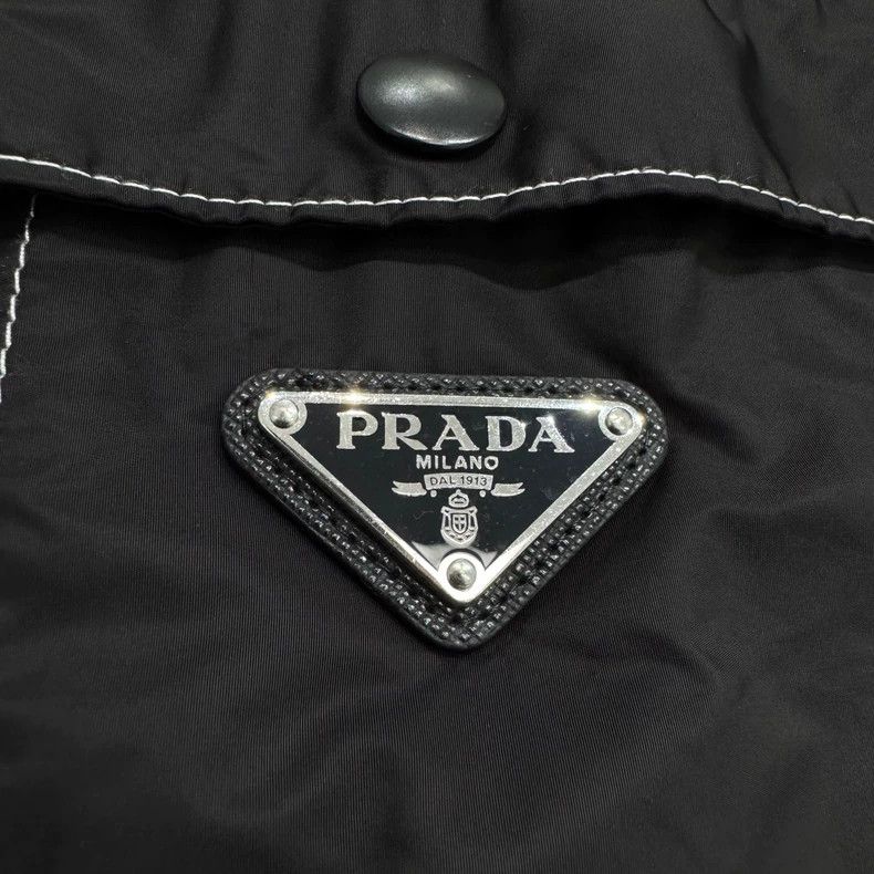 Prada Prada Short Sleeve Logo Nylon Shirt-yf Size US M / EU 48-50 / 2 - 3 Thumbnail