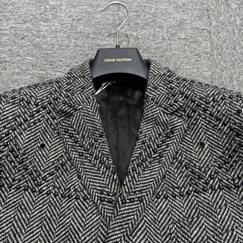 Valentino Valentino Rhinestone Embroidered Overcoat-yf Size US L / EU 52-54 / 3 - 3 Thumbnail