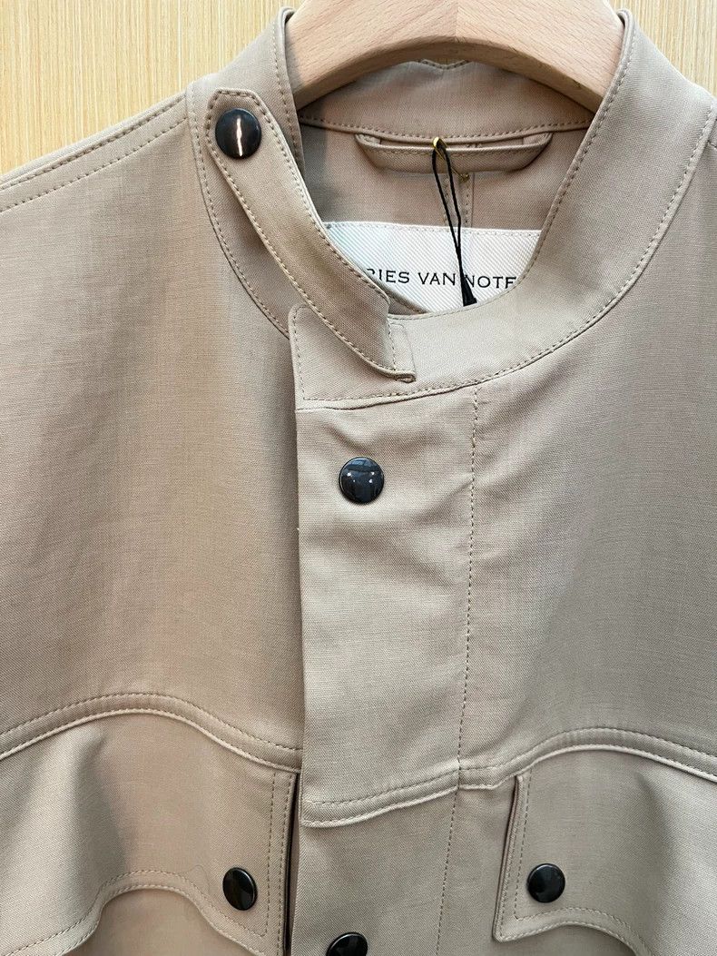 Dries Van Noten Dries Van Noten Short Jacket for Spring Season Size US S / EU 44-46 / 1 - 3 Thumbnail