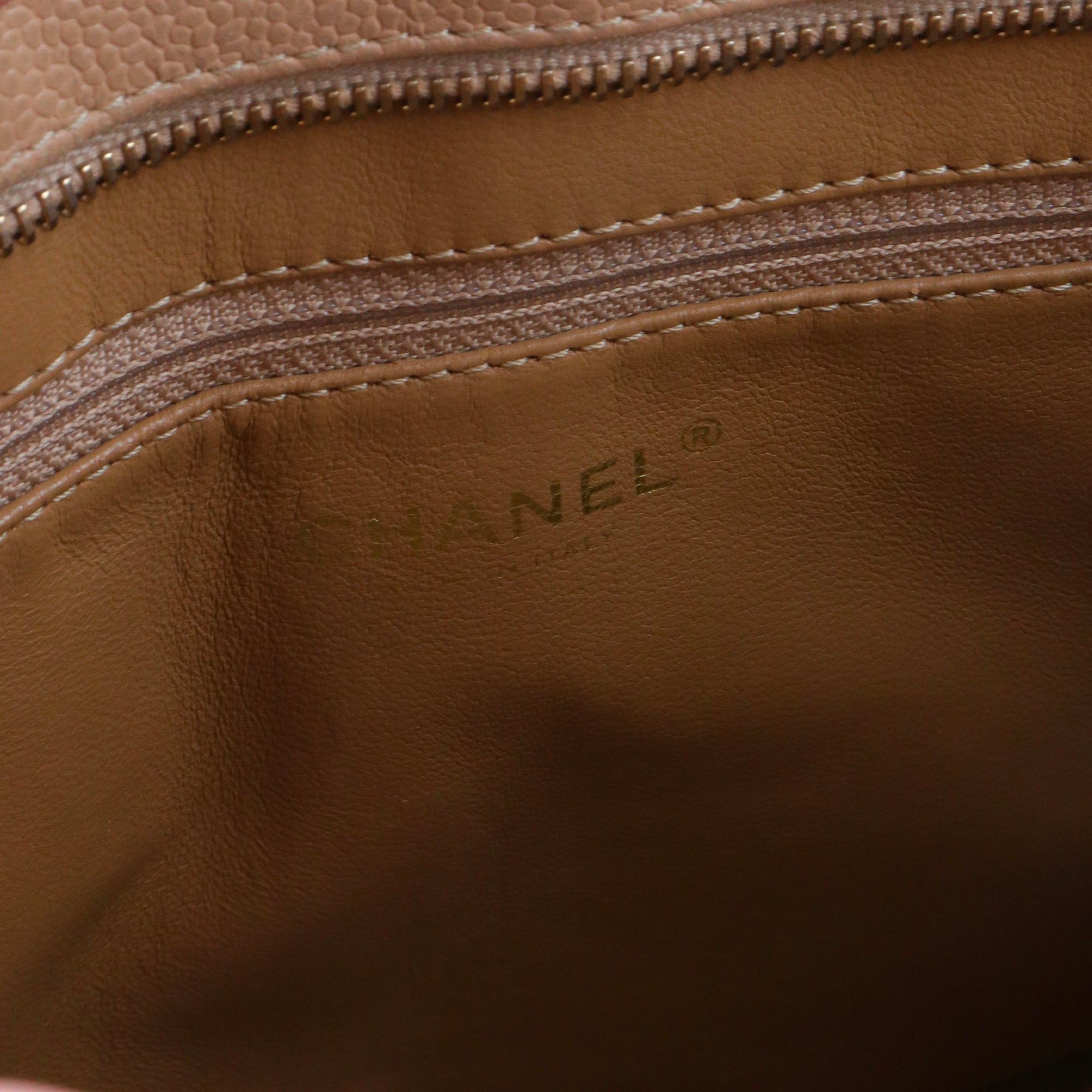 Chanel CHANEL - Chanel Medaillon handbag in beige caviar leather Size ONE SIZE - 7 Thumbnail