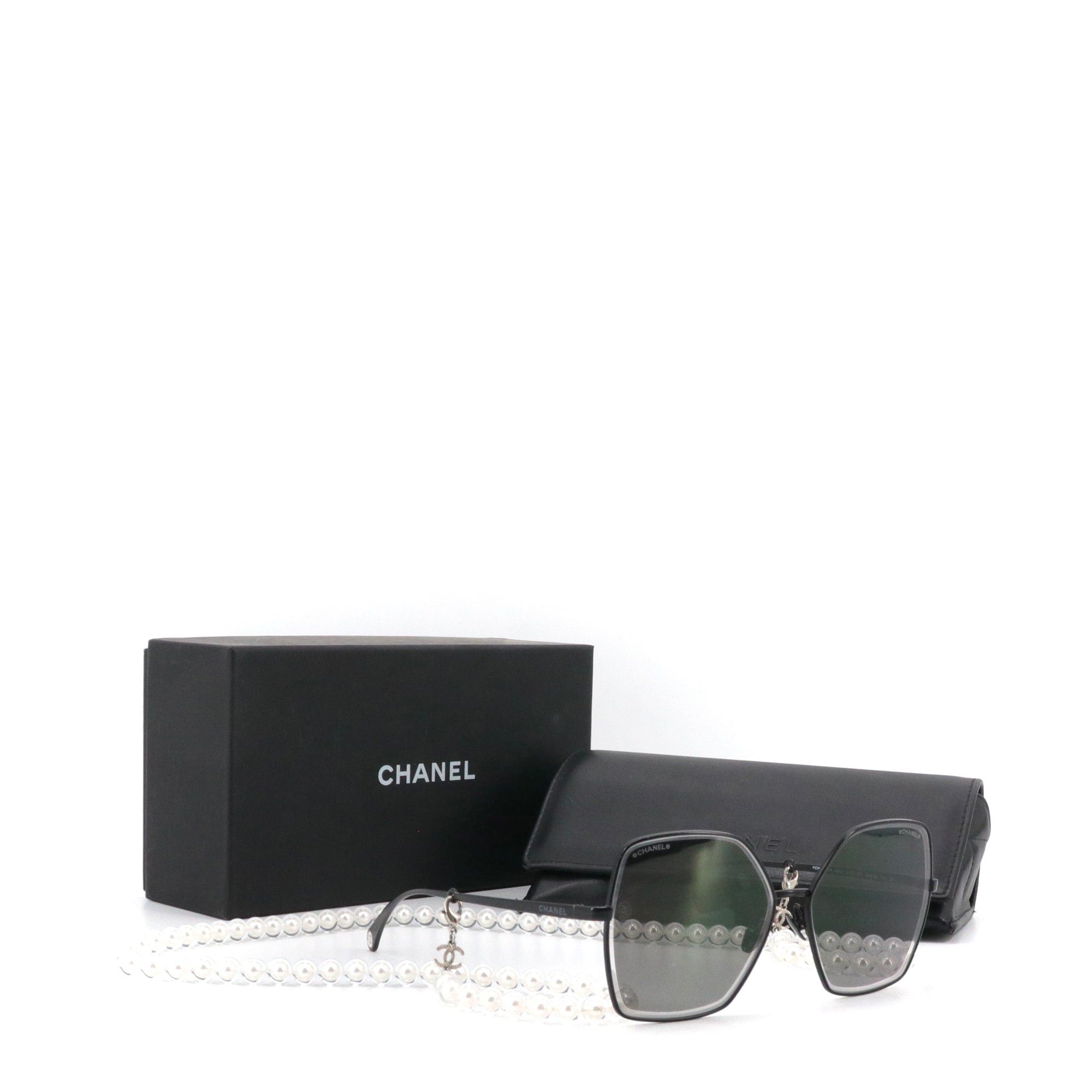 Chanel CHANEL - Chanel black metal sunglasses with pearl chain Size ONE SIZE - 6 Thumbnail