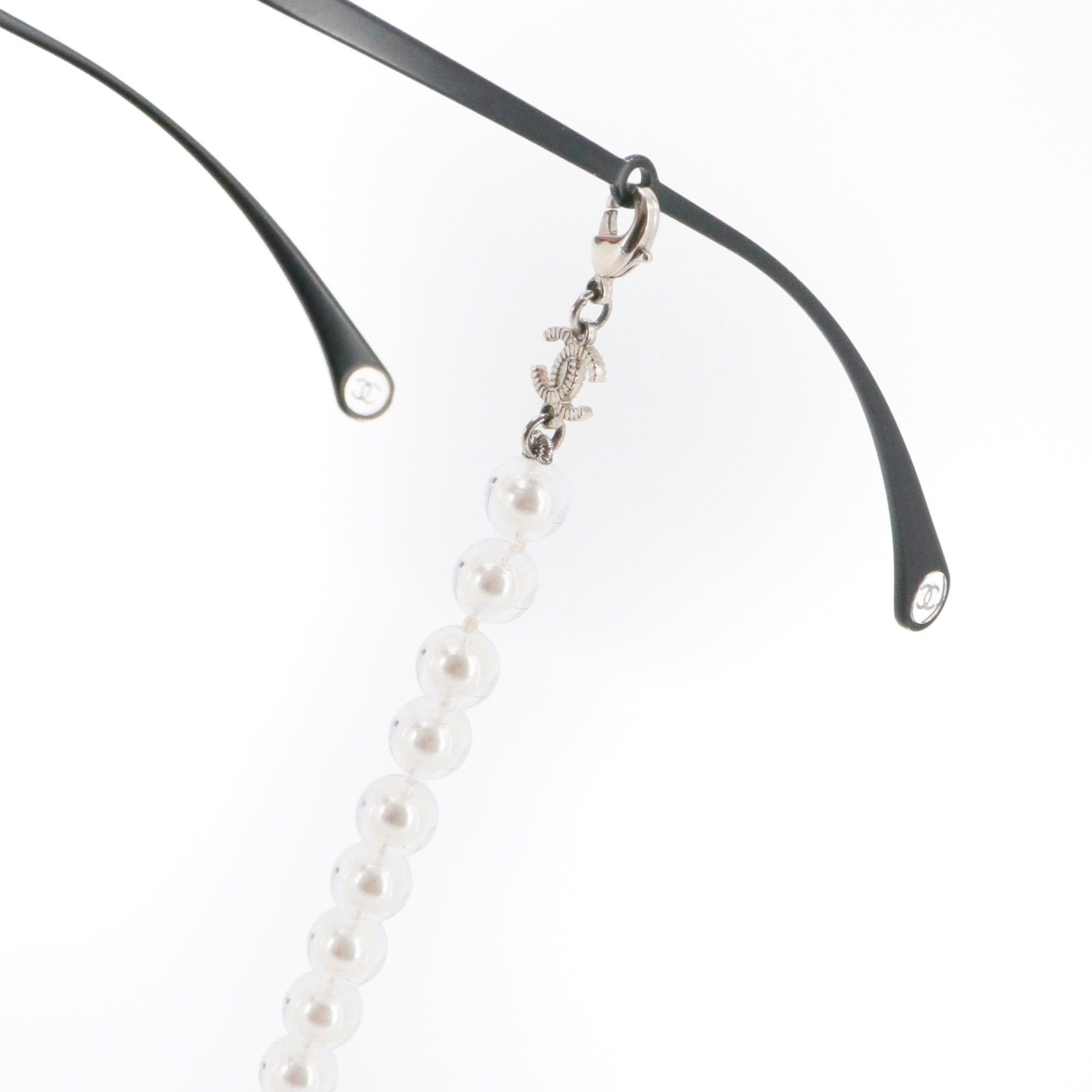 Chanel CHANEL - Chanel black metal sunglasses with pearl chain Size ONE SIZE - 3 Thumbnail