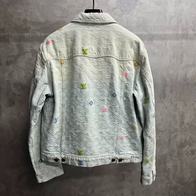 Louis Vuitton Louis Vuitton Blue Logo Embroidered Denim Jacket Size US M / EU 48-50 / 2 - 5 Thumbnail