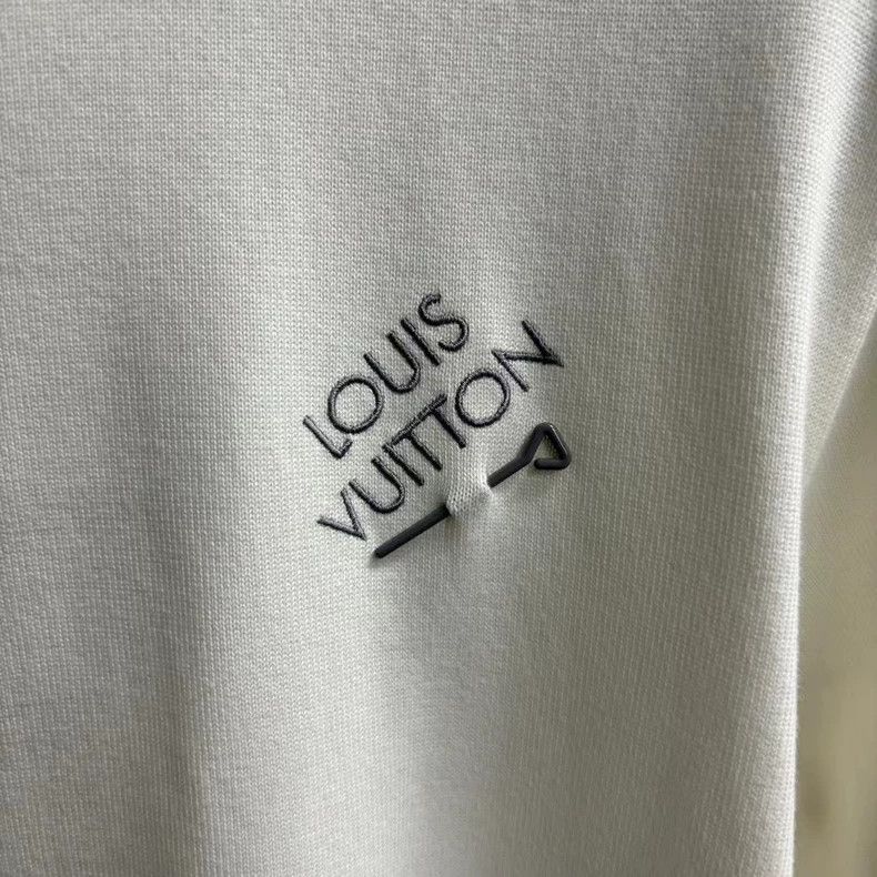 Louis Vuitton Latest Louis Vuitton Embroidered Logo Short Sleeve T-Shirt Size US XL / EU 56 / 4 - 3 Thumbnail