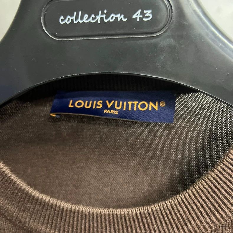 Louis Vuitton Louis Vuitton Brown Cartoon Print T-Shirt Size US S / EU 44-46 / 1 - 2 Thumbnail