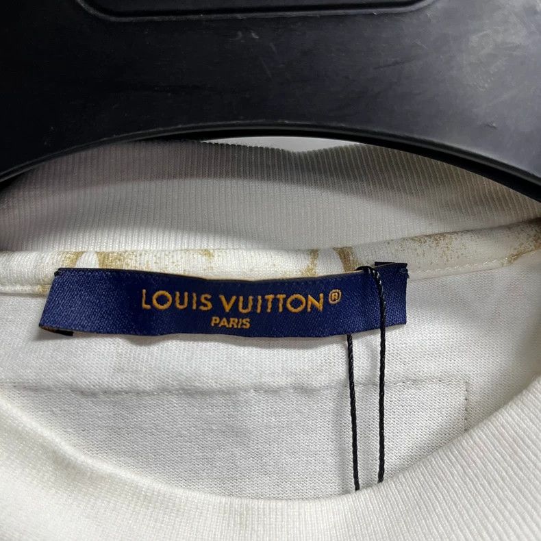 Louis Vuitton Louis Vuitton Beige Logo Print Short Sleeve Tee Size US S / EU 44-46 / 1 - 3 Thumbnail