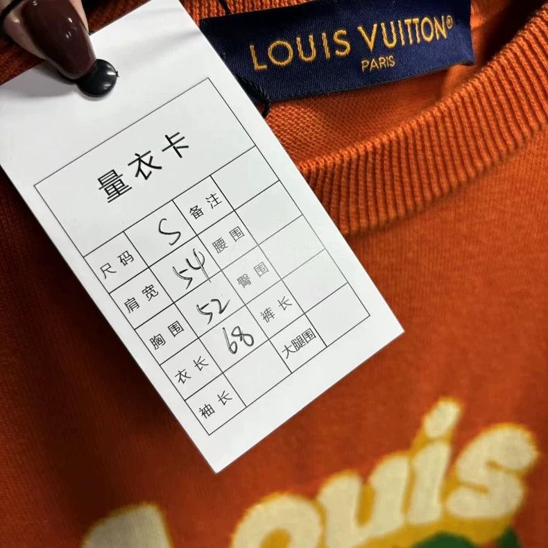 Louis Vuitton Louis Vuitton Orange Logo Knit T-shirt Size US S / EU 44-46 / 1 - 5 Thumbnail