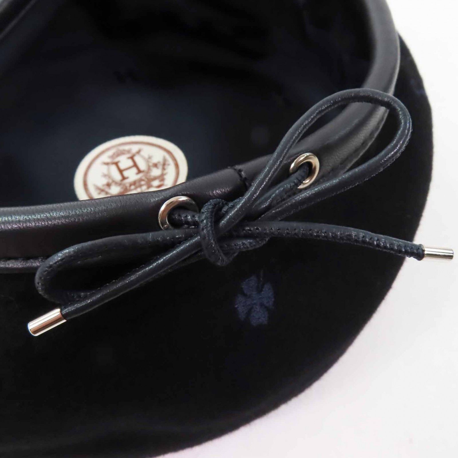 Hermes Hermes Hermes Saint Honor Cashmere Sheepskin Embroidered Beret Leather Hats Size ONE SIZE - 8 Thumbnail