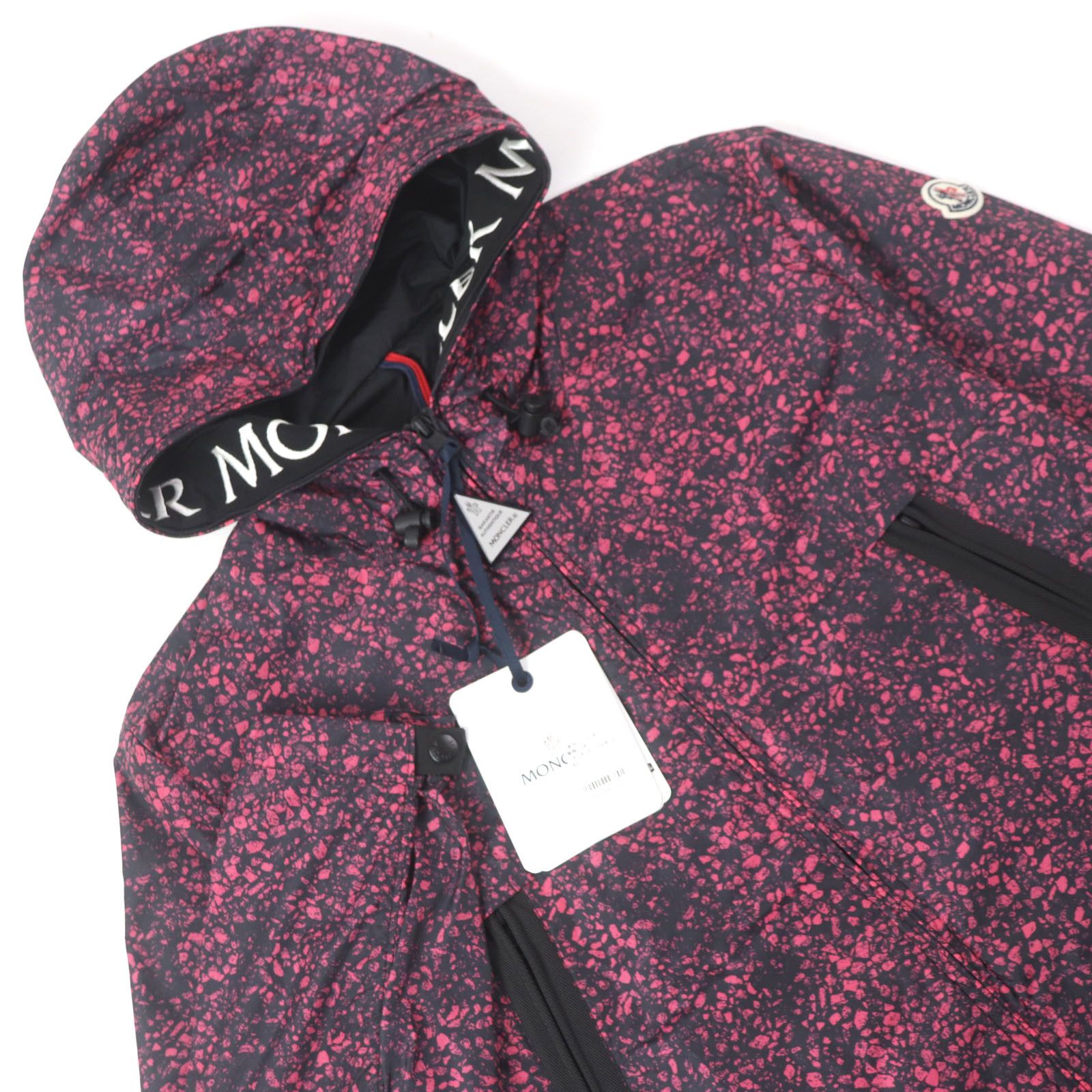 Moncler Moncler Moncler SIAGNE GIUBBOTTO Nylon Hooded Jacket Others Outerwear F10911B72600 539UR Size ONE SIZE - 2 Thumbnail