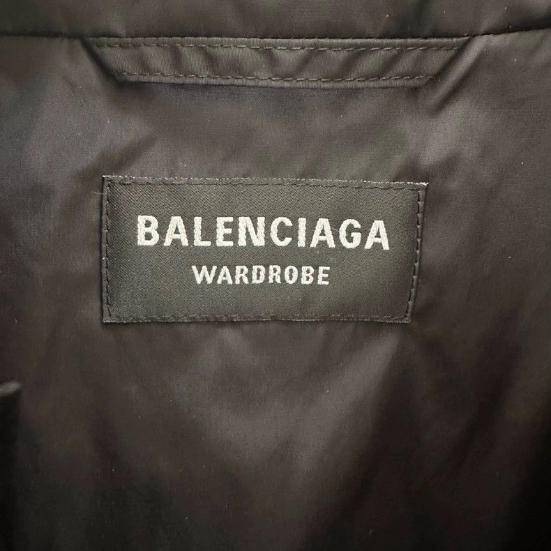 Balenciaga Balenciaga SS21 Logo Windbreaker Jacket Size US S / EU 44-46 / 1 - 5 Thumbnail