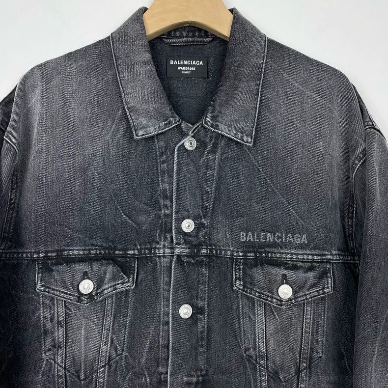 Balenciaga Balenciaga SS21 Denim Jacket with Print Size US XS / EU 42 / 0 - 3 Thumbnail