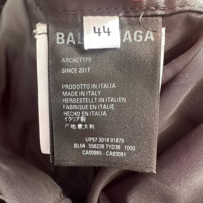 Balenciaga Balenciaga Logo Print Coach Jacket Size US S / EU 44-46 / 1 - 4 Thumbnail