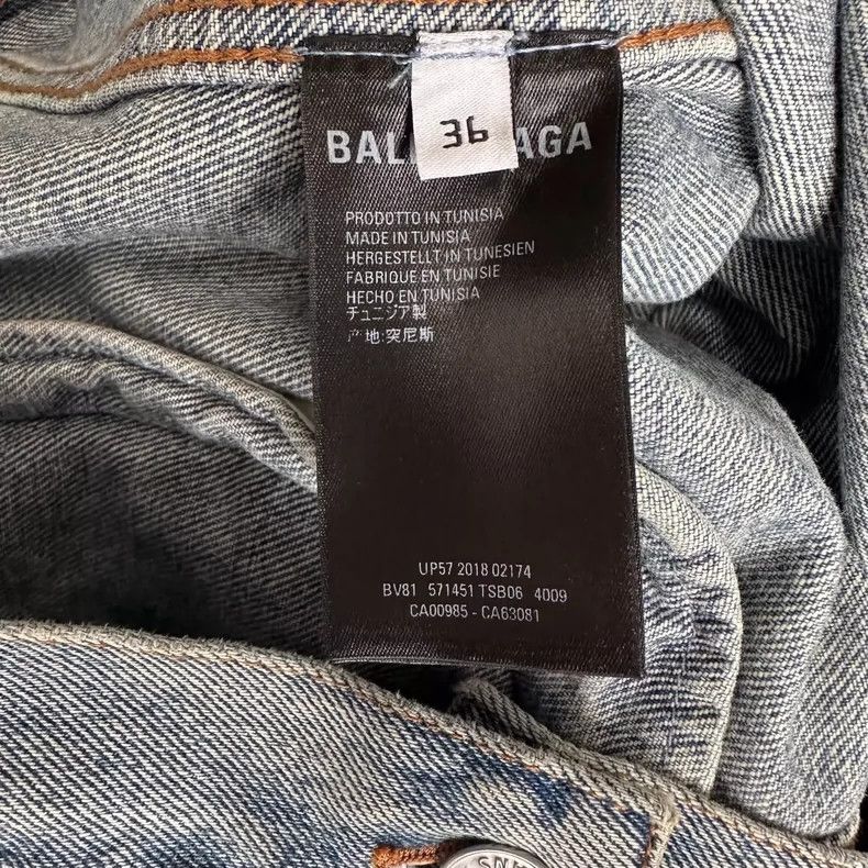 Balenciaga Balenciaga SS19 Denim Jacket with Logo Embroidery Size US XS / EU 42 / 0 - 6 Thumbnail