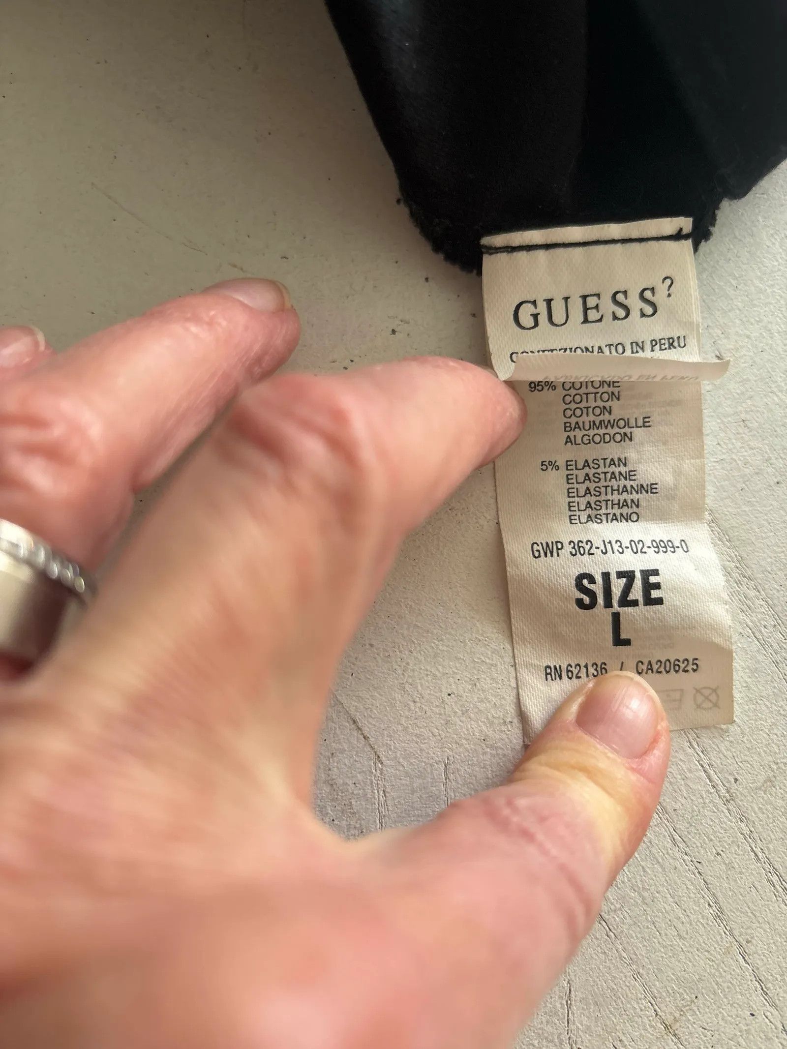 Guess Guess GWP362-J1302-999-0 Top Size L / US 10 / IT 46 - 3 Thumbnail