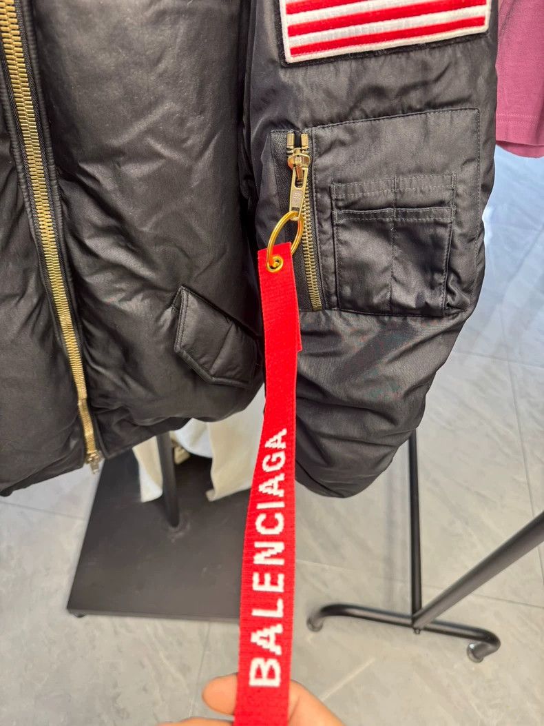 Balenciaga Balenciaga x NASA Bomber Jacket Size US M / EU 48-50 / 2 - 3 Thumbnail