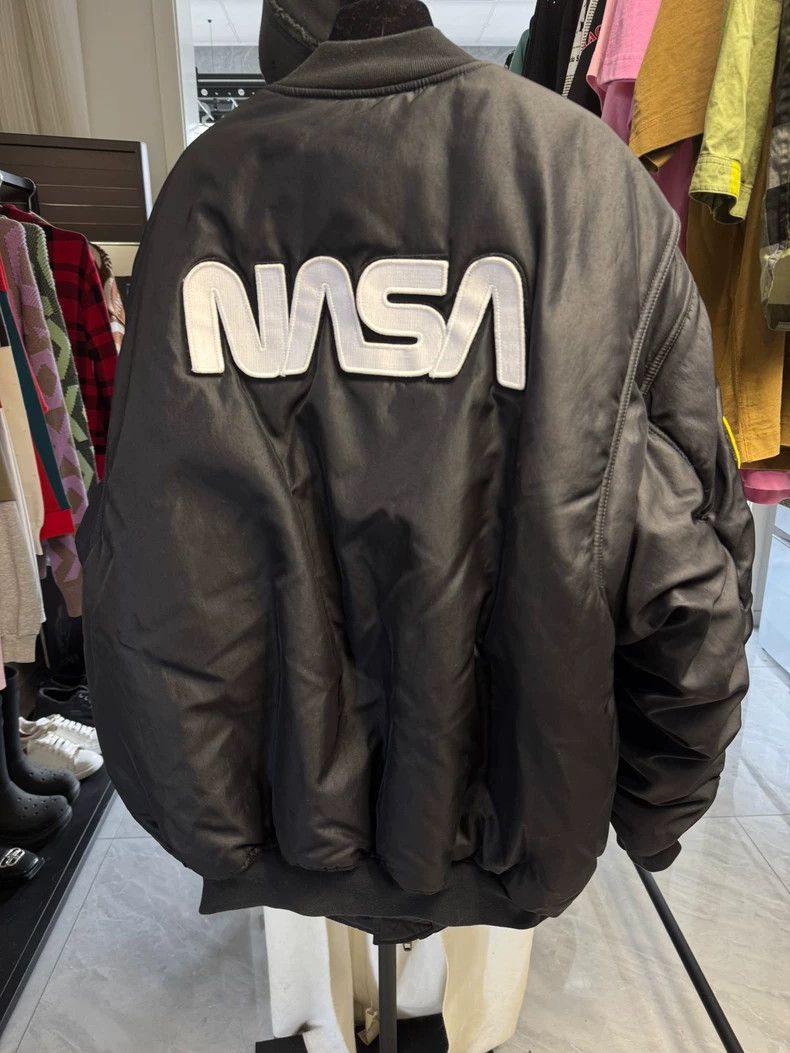 Balenciaga Balenciaga x NASA Bomber Jacket Size US M / EU 48-50 / 2 - 2 Thumbnail