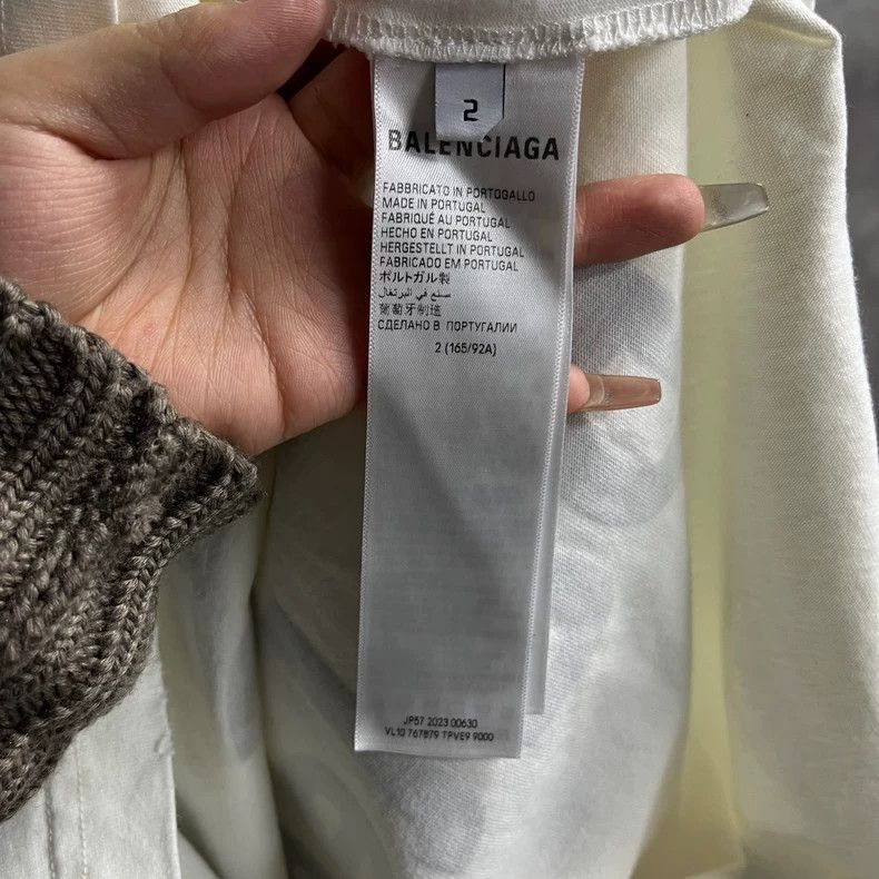 Balenciaga Balenciaga Long Sleeve White Graphic Tee Size US M / EU 48-50 / 2 - 4 Thumbnail
