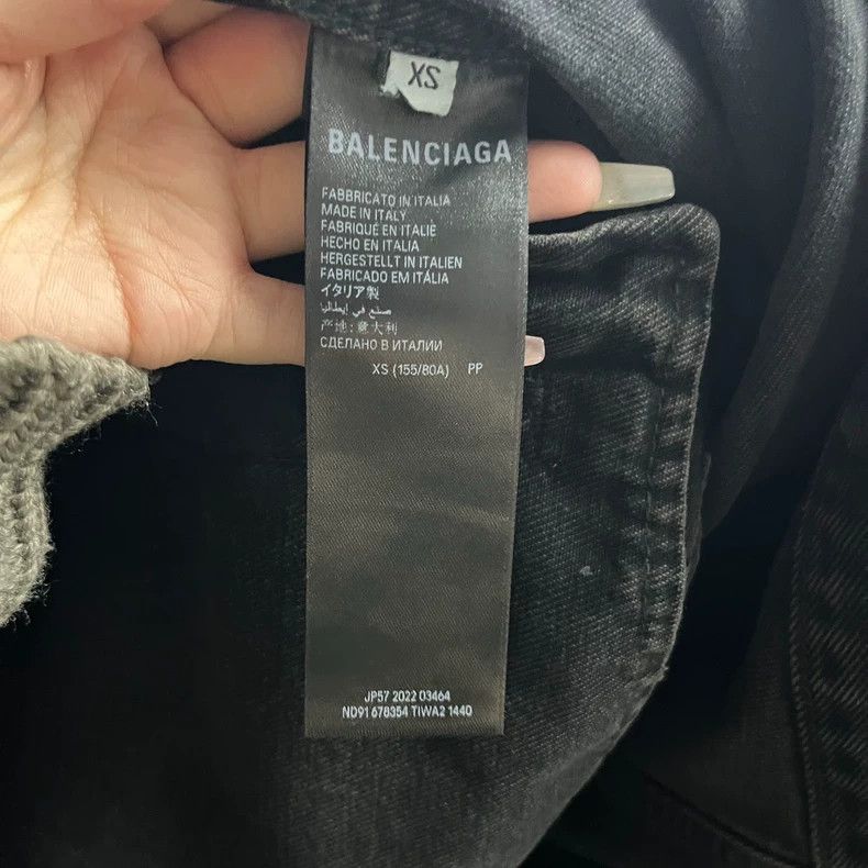 Balenciaga Black Logo Denim Jacket by Balenciaga Size US XS / EU 42 / 0 - 7 Thumbnail