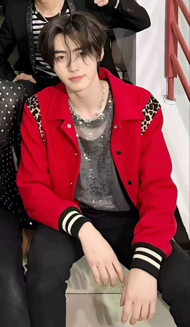 Saint Laurent Paris Saint Laurent Red Leopard Print Baseball Jacket Size US XXL / EU 58 / 5 - 3 Thumbnail
