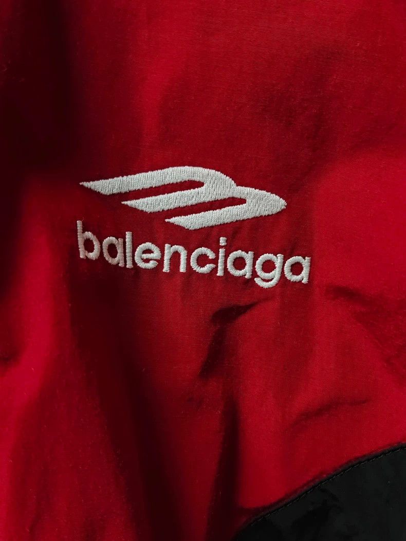 Balenciaga Balenciaga Summer 24 Off Shoulder Jacket Size US XS / EU 42 / 0 - 3 Thumbnail