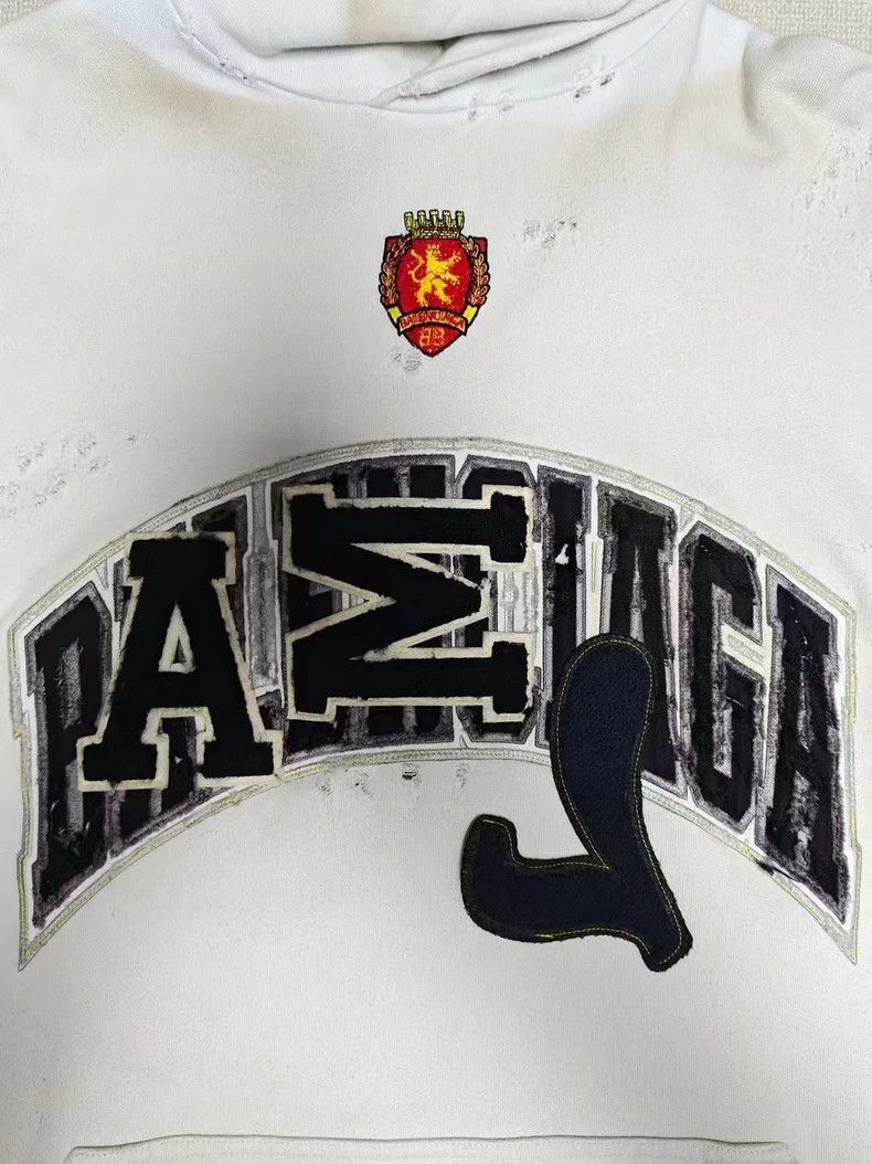 Balenciaga Balenciaga Manchester United Hoodie with Distressed Design Size US M / EU 48-50 / 2 - 3 Thumbnail