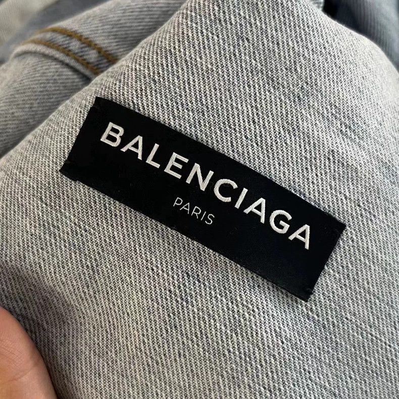 Balenciaga Balenciaga Light Blue Denim Jacket with Logo Size US XL / EU 56 / 4 - 3 Thumbnail