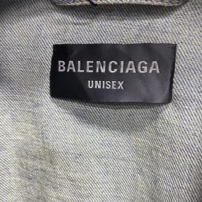 Balenciaga Blue Logo Denim Jacket from Balenciaga Size US M / EU 48-50 / 2 - 3 Thumbnail