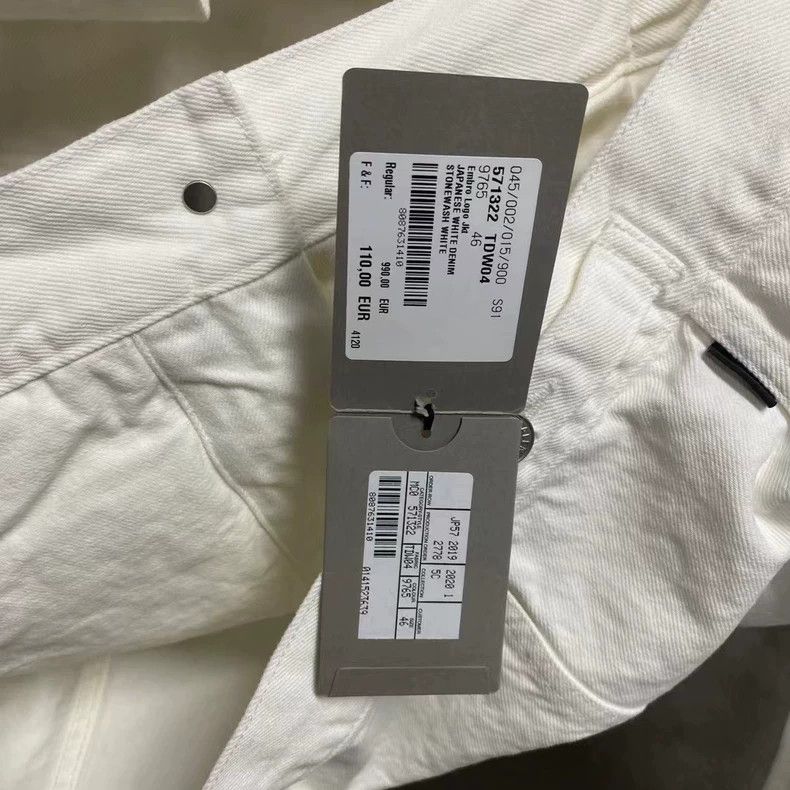 Balenciaga Balenciaga White Embroidered Denim Jacket Size US XL / EU 56 / 4 - 5 Thumbnail