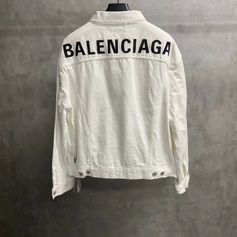 Balenciaga Balenciaga White Embroidered Denim Jacket Size US XL / EU 56 / 4 - 2 Thumbnail